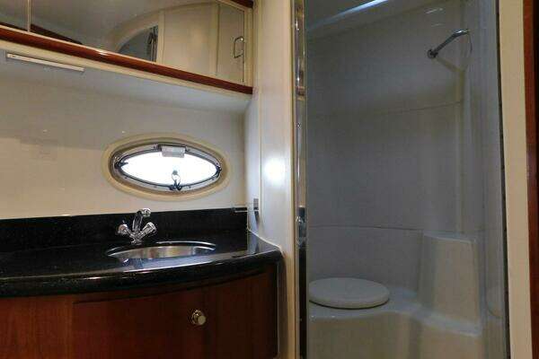 Carver 44 CPMY Yacht For Sale
