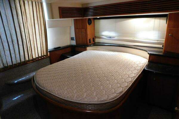 Carver 44 CPMY Yacht For Sale