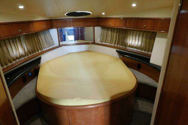 Carver 44 CPMY Yacht For Sale