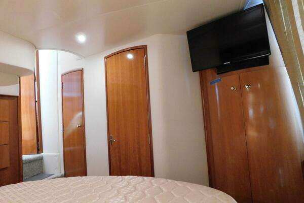 Carver 44 CPMY Yacht For Sale