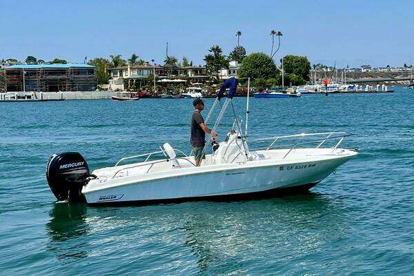 18-ft-Boston Whaler-2016-180 Dauntless-Newport Beach California United States yacht for sale