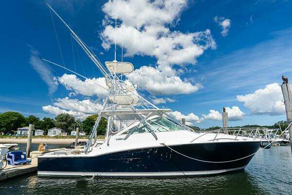 38-ft-Cabo-2008-38 Express-Gladiator-Westhampton New York United States yacht for sale