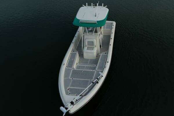 Photo of the 2009 ShearWater 