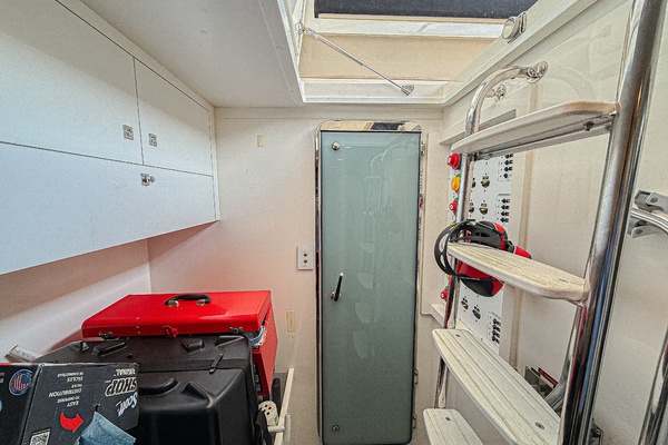 60ft Riviera Yacht For Sale