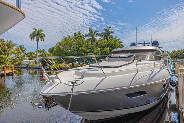 60ft Riviera Yacht For Sale