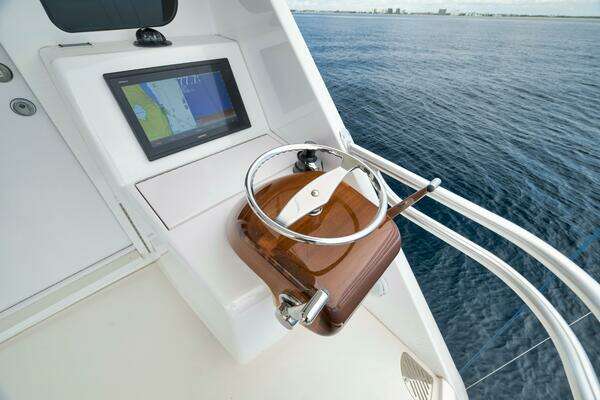 Viking Sky Bridge Yacht For Sale