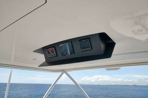 Viking Sky Bridge Yacht For Sale