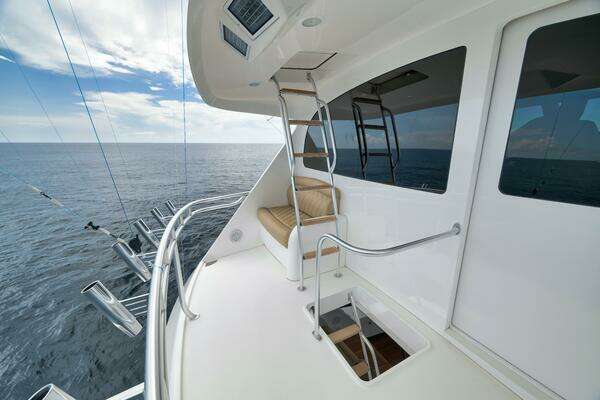 Viking Sky Bridge Yacht For Sale