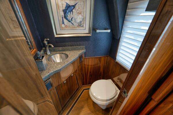 Viking Sky Bridge Yacht For Sale