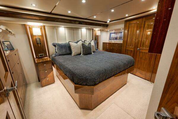 Viking Sky Bridge Yacht For Sale