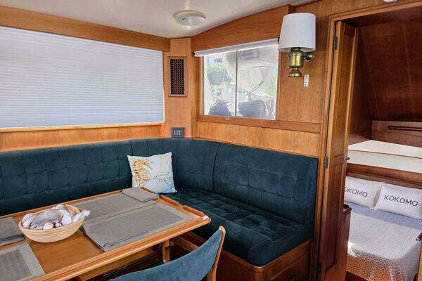 Grand Banks 42 Classic Yacht For Sale