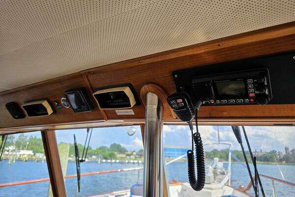 Grand Banks 42 Classic Yacht For Sale