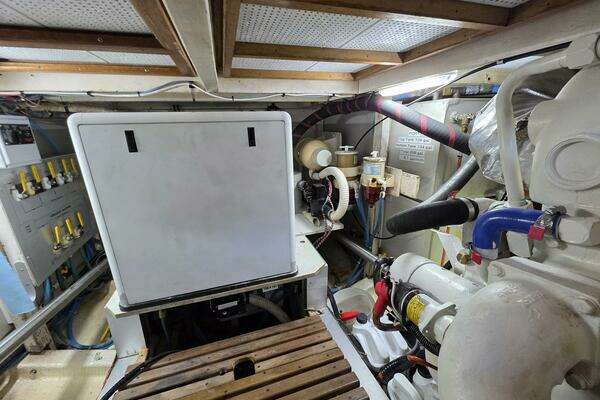 Grand Banks 42 Classic Yacht For Sale