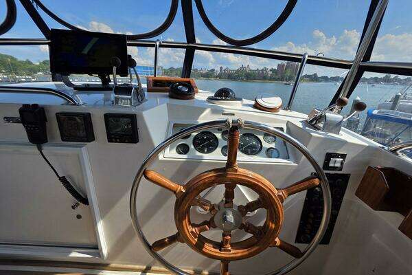 Grand Banks 42 Classic Yacht For Sale