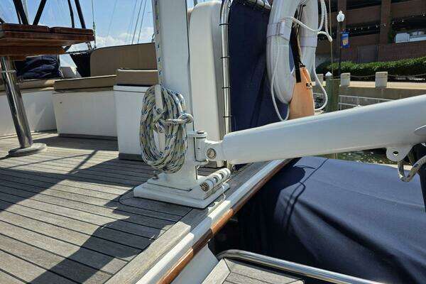 Grand Banks 42 Classic Yacht For Sale