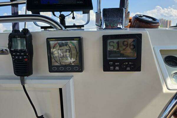 Grand Banks 42 Classic Yacht For Sale