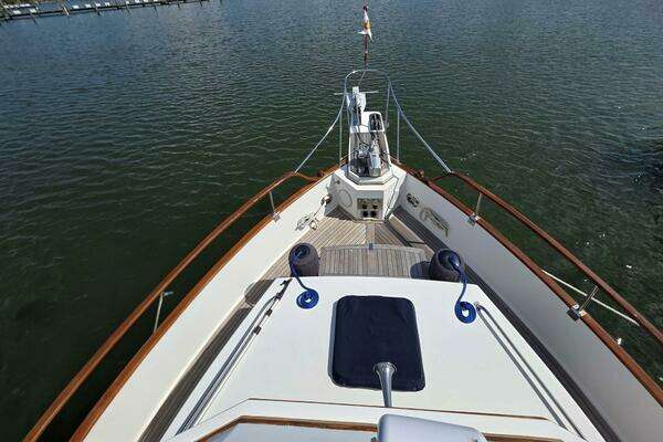 Grand Banks 42 Classic Yacht For Sale