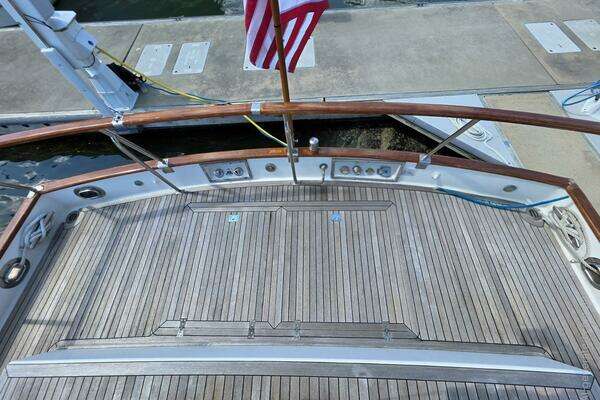 Grand Banks 42 Classic Yacht For Sale