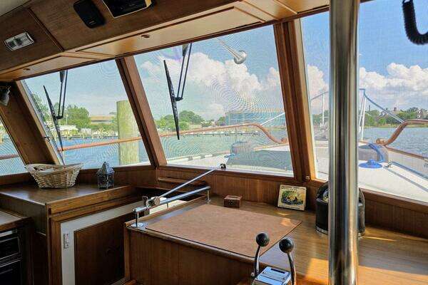 Grand Banks 42 Classic Yacht For Sale