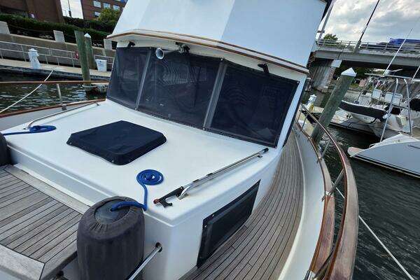 Grand Banks 42 Classic Yacht For Sale