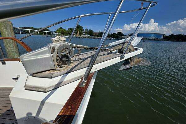 Grand Banks 42 Classic Yacht For Sale