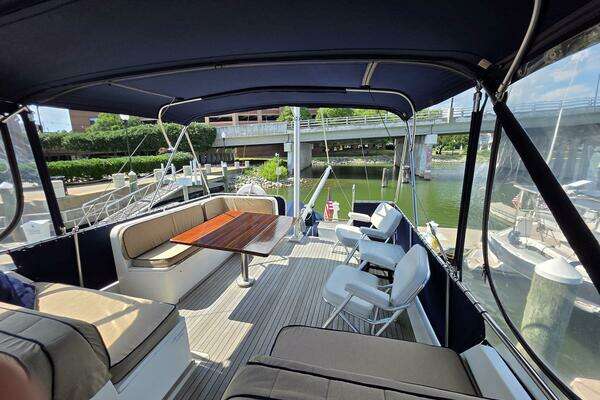 Grand Banks 42 Classic Yacht For Sale
