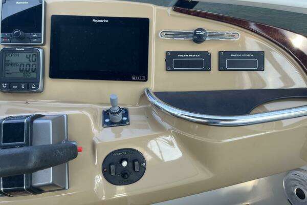 Carver 444 Cockpit Motor Yacht Yacht For Sale