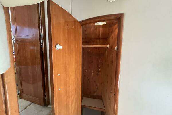 Carver 444 Cockpit Motor Yacht Yacht For Sale
