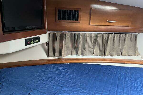 Carver 444 Cockpit Motor Yacht Yacht For Sale