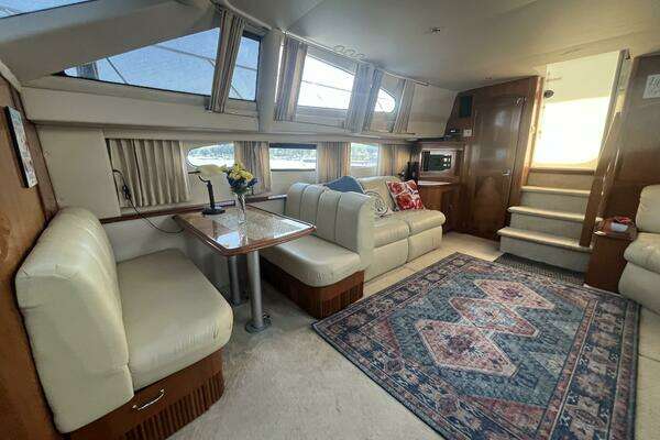 Carver 444 Cockpit Motor Yacht Yacht For Sale