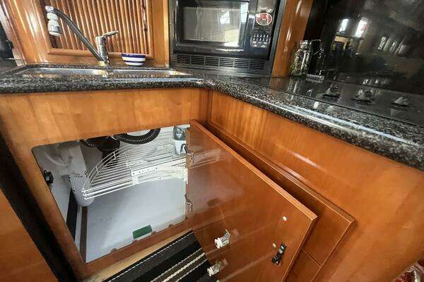 Carver 444 Cockpit Motor Yacht Yacht For Sale