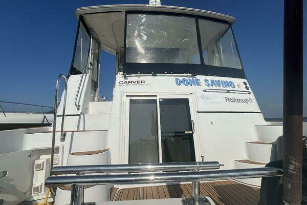 Carver 444 Cockpit Motor Yacht Yacht For Sale