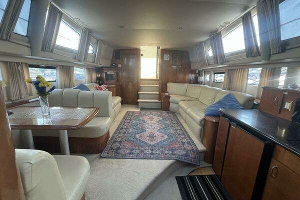 Carver 444 Cockpit Motor Yacht Yacht For Sale