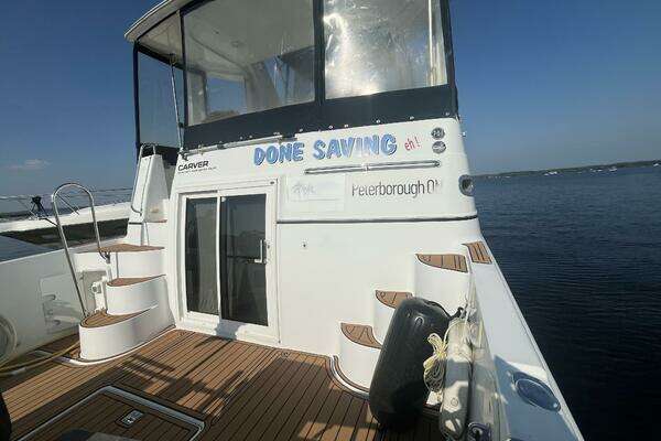 Carver 444 Cockpit Motor Yacht Yacht For Sale