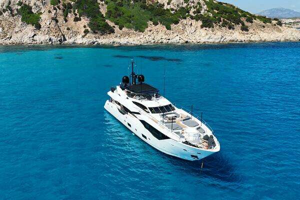 115-ft-Sunseeker-2016-116-SURVIVOR 2-Olbia Italy yacht for sale