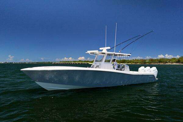 39' Invincible