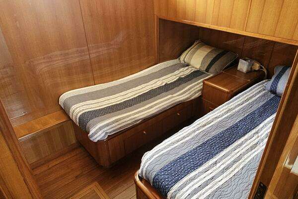 Jefferson 60 Marquessa MY Yacht For Sale