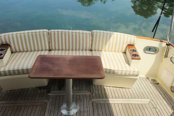 Legacy Yachts Legacy 32 Yacht For Sale