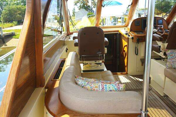 Legacy Yachts Legacy 32 Yacht For Sale