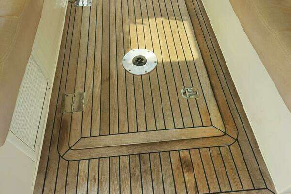 Legacy Yachts Legacy 32 Yacht For Sale