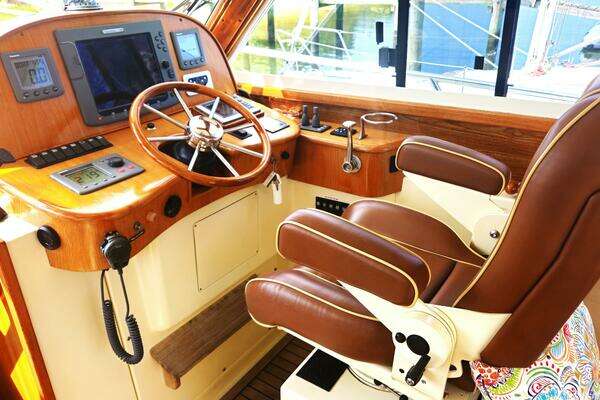 Legacy Yachts Legacy 32 Yacht For Sale