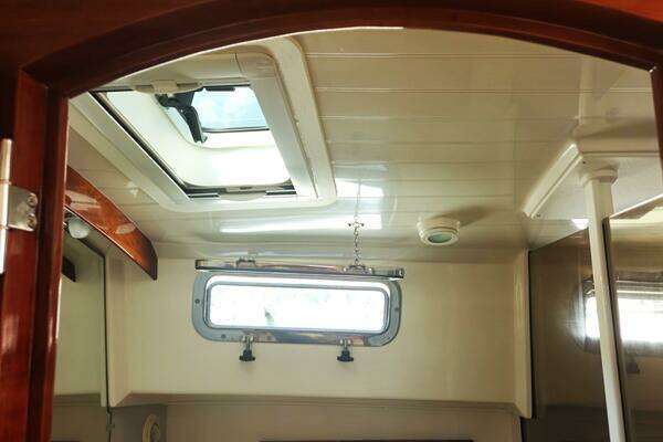 Legacy Yachts Legacy 32 Yacht For Sale