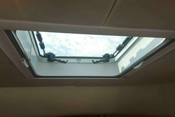 Legacy Yachts Legacy 32 Yacht For Sale