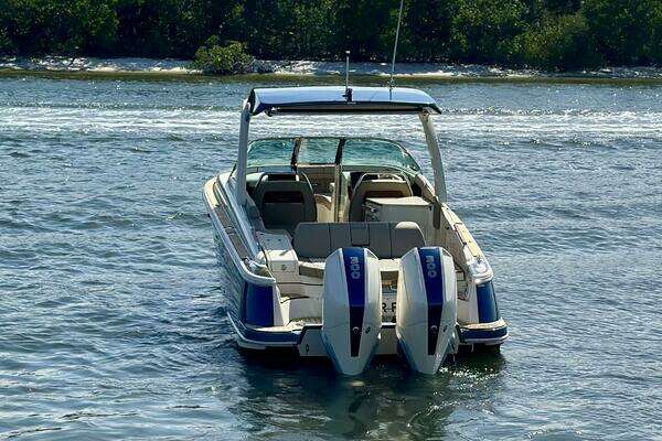Chris-Craft  Yacht For Sale