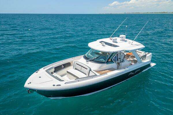 Tiara Yachts 38 LS Yacht For Sale