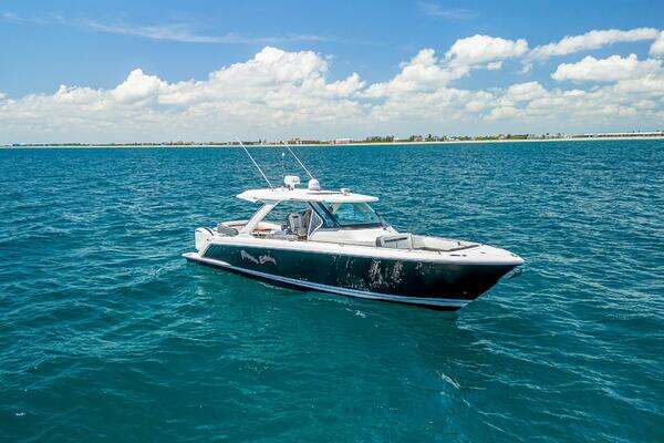 Tiara Yachts 38 LS Yacht For Sale