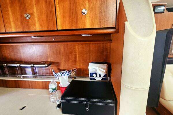 Tiara Yachts 4300 Sovran Yacht For Sale