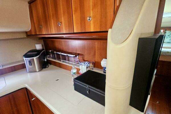 Tiara Yachts 4300 Sovran Yacht For Sale