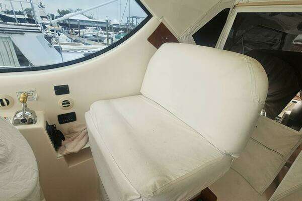 Tiara Yachts 4300 Sovran Yacht For Sale