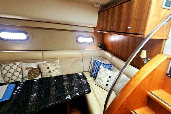 Tiara Yachts 4300 Sovran Yacht For Sale